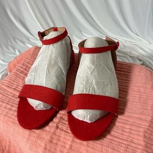 Red a . nee . day sandal, size 9.5
